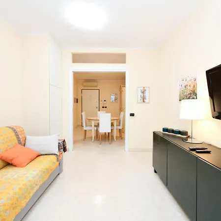 Bougainvillea For 4 People With Pool And Private Park Indoor Apartment *