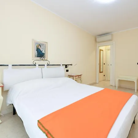 Apartment Bougainvillea For 4 People With Pool And Private Park Indoor *