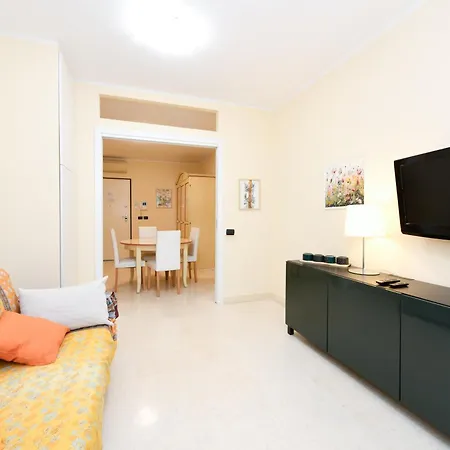 Bougainvillea For 4 People With Pool And Private Park Indoor Desenzano del Garda